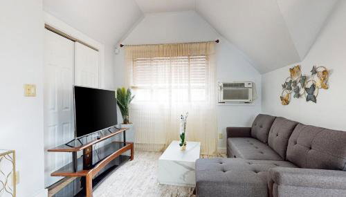 3 Mi to Franklin Park Zoo! Bright Residential Stay - Foto 4