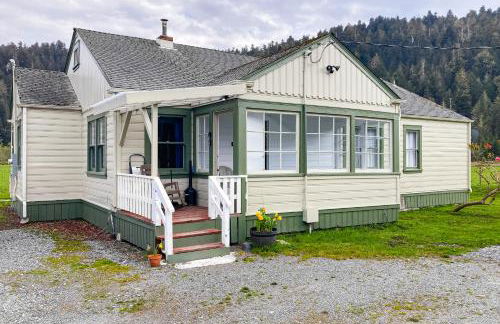 Redwood Farmhouse in the Orick Valley - Foto 1