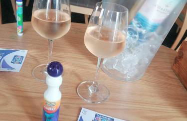 3-Bed Lodge with SeaView-Fireplace-Garden-FreeP - Photo 26