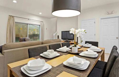 Spectacular House with 3BR - Private Pool, BBQ - Minutes from Disney! - Foto 22