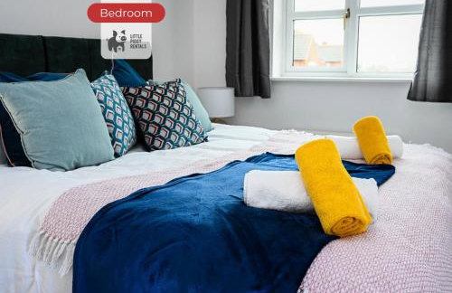 4 Bedroom Family House with 5 Beds, Parking and Fast WiFi - Foto 7