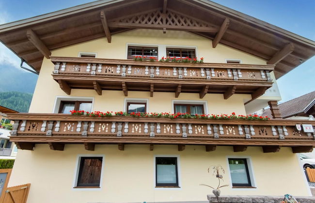 Beautiful Holiday Apartment in Umhausen With two Balconies - Foto 76