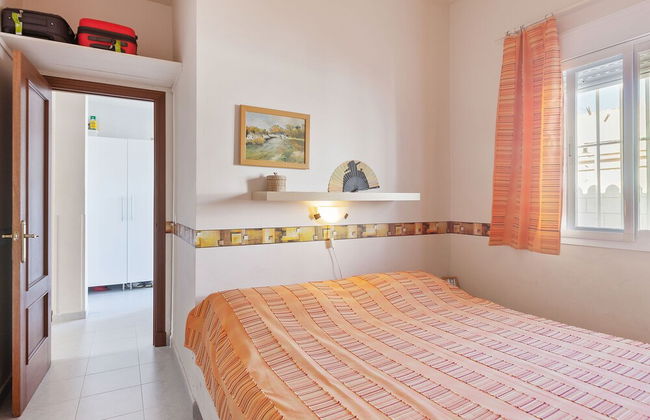 Detached Villa With a Large Private Swimming Pool - Foto 20