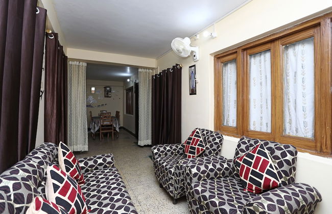 OYO 12437 Home Valley View 2BHK Villa Gun Hill - Foto 15