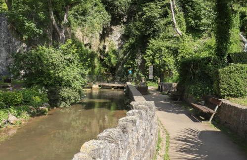 Declaration Suite - Photo 21