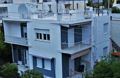 Zefyros Super Cool Apartments next to Alimos Riviera - Foto 3