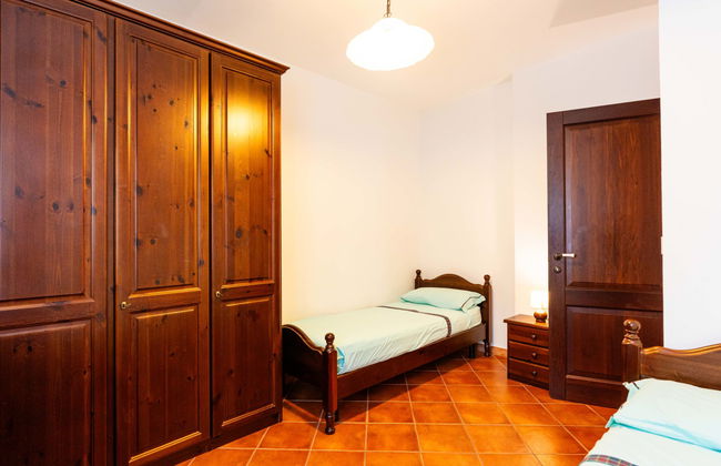 3 bedroom Apartment in Diano Castello with swimming pool and garden - Photo 16