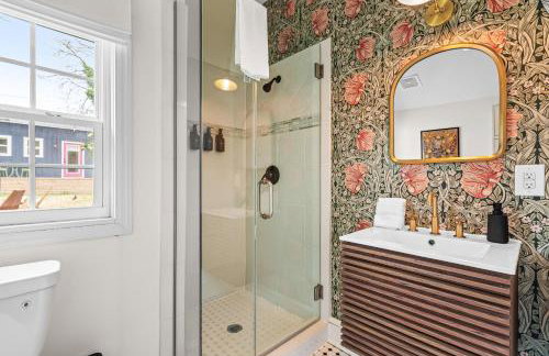 3BD plus 1BD Tiny Home - Outdoor Movie & Yard Fun - Foto 65