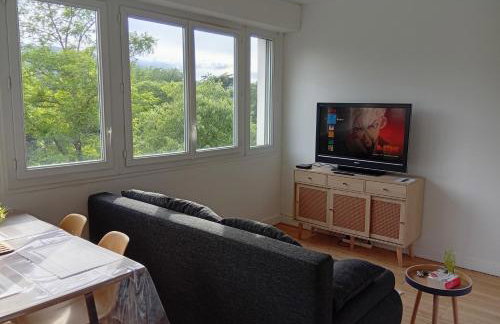 Mistral gagnant ! T1 calme avec vue, parking, télétravail, Wi-Fi, proche CV et gare - Foto 44