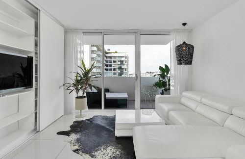 1100 West South Beach Luxe Miami Condos by Joe Semary - Foto 64