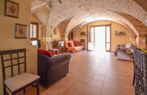 Nice Apartment In Castilenti With Wifi - Foto 7