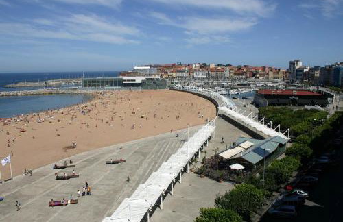 PRIMERA LÍNEA PLAYA+PARKING GRATIS - Foto 1