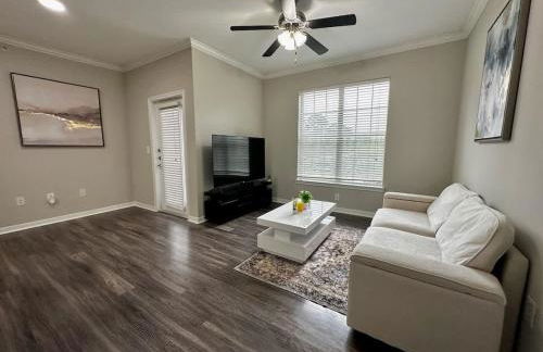 Peaceful 1BR Close to Nature Trails & Shopping - Foto 2