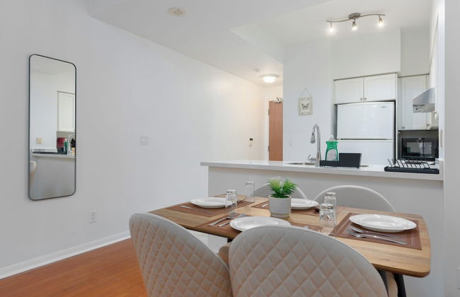 Fort York Suite - Photo 19