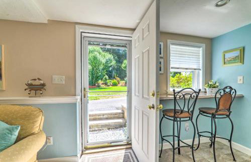 Quaint and Convenient! Cape Cod Apt Near Canal - Foto 10