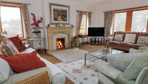 Torview House - Photo 3