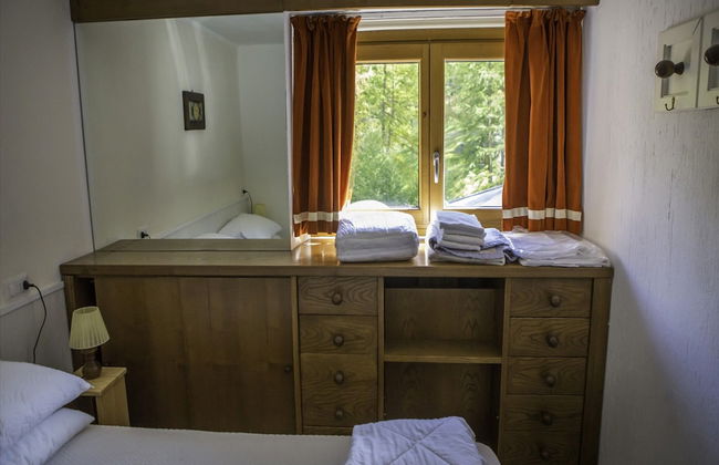 Near the Ski Lifts - Photo 4