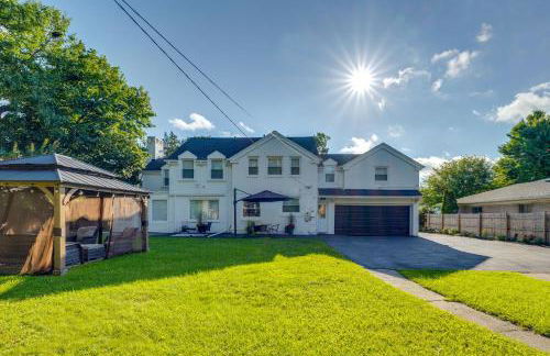 Luxurious Detroit Home - Walk to Golf and Park! - Photo 41