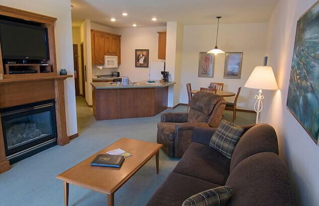 Scandinavian Lodge - Photo 12