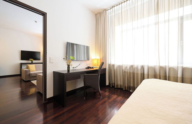 MyPlace Premium Apartments - Photo 16