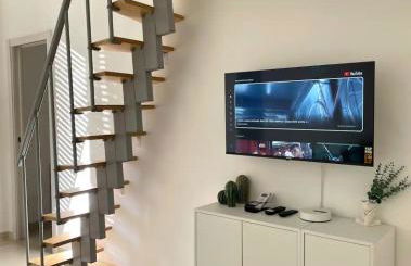 Veridia House 15 min metro dal Duomo - Foto 1