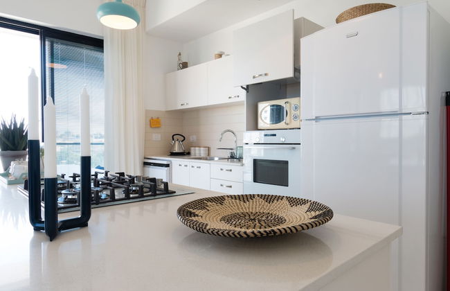 Artsy Modern Bright Apt in Bat Yam - Foto 15