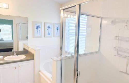 Fascinating Private Pool and Game-room, Near Disney!! - Foto 35