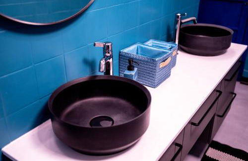 Pop House - Spacious flat next to Cathedral & Lake - Photo 26