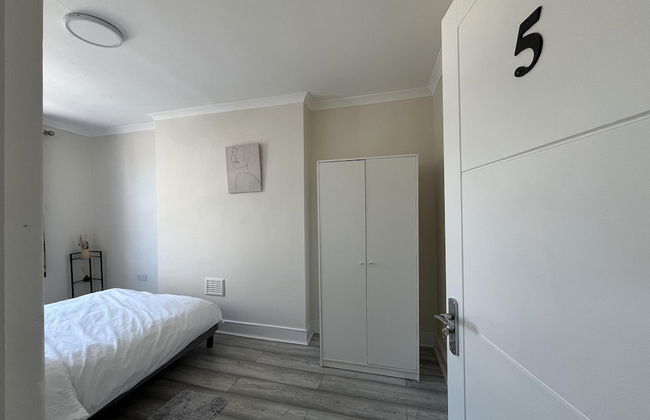 New Spacious 4 Bed Apartment in Kew Bridge - Foto 8