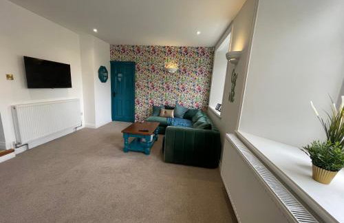 NEW, STYLISH & SPACIOUS GROUND FLOOR Mews - Foto 9