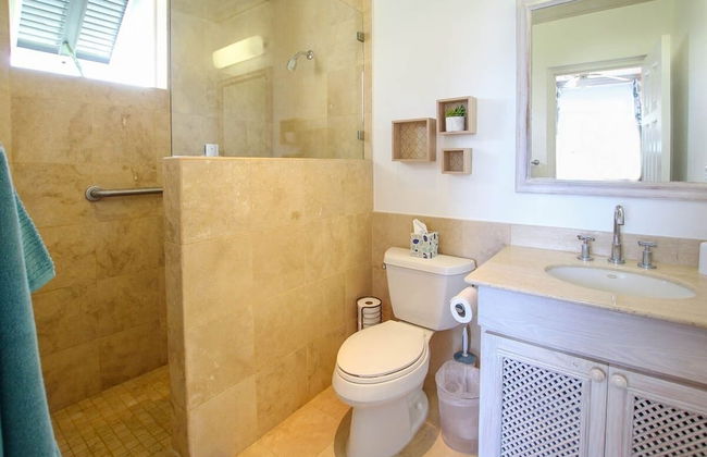 Ocean views apt with shared rooftop pool: Beacon Hill Surf by BSL Rentals - Foto 15