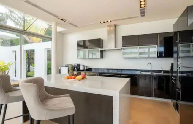 Entire villa in Thalang Thailand - Photo 8