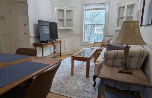 NEW! 2Br1Ba Convenient to 9th St, NCSSM - Foto 20