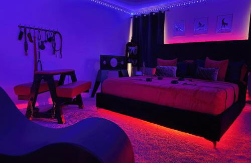 Red Chamber TX King Spa & Couples Retreat - Foto 12