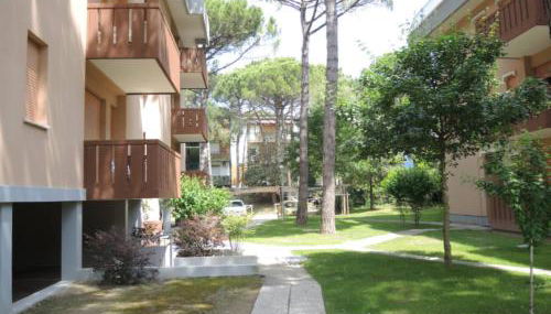 Cozy Flat With Sunlit Balcony Retreat - Beahost - Foto 4