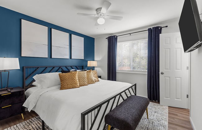 The Secret Sojourn | JZ Vacation Rentals - Photo 8