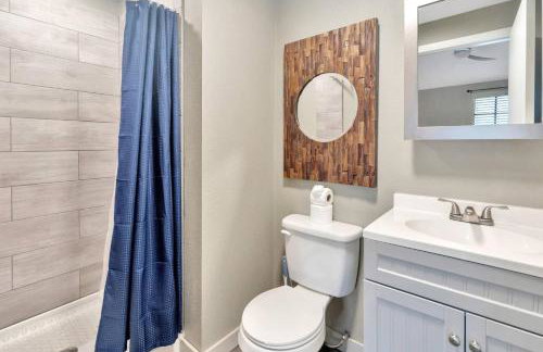 Huge 8BR wHTD Pool Ensuites Games Near Beach - Foto 37