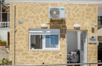 Petra's Charming Home, 500m to Beach - Foto 19