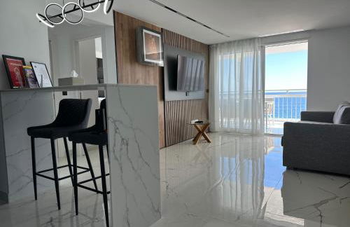 Esmeralda, Benidorm Beachfront Poniente, 1st line Frontal Seaview, Ocean Terrace - Foto 9