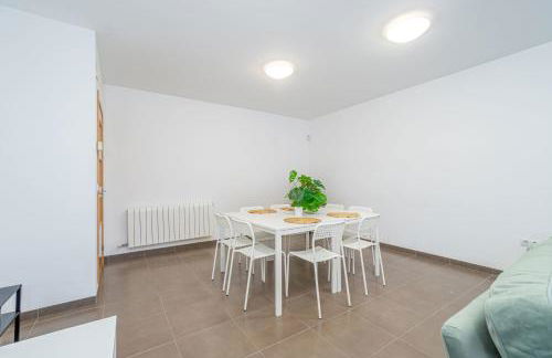 Jouvacations Ripolles Figueres-Vilafant - Foto 25