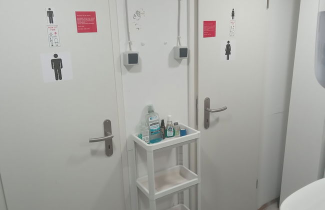 Charming 4-bedroom Apartment in Ludwigsburg With Central Heating - Foto 9