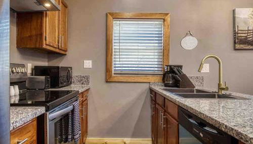 Country Cabin, Fenced area for pets, Hot Tub, Arcade!!! - Foto 3