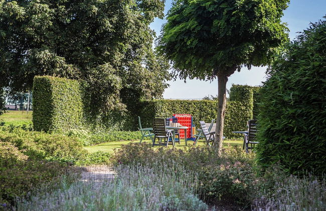 Spacious, Atmospheric Upper Floor of a Farmhouse With Garden - Foto 19