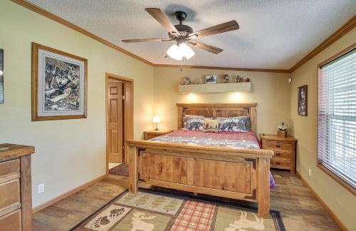 Lakefront Arkansas Home with Dock and Sunroom - Foto 16