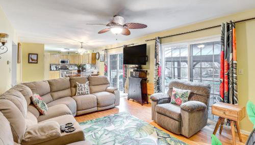 Spacious Trappe Getaway with Outdoor Pool and Gazebo! - Foto 2