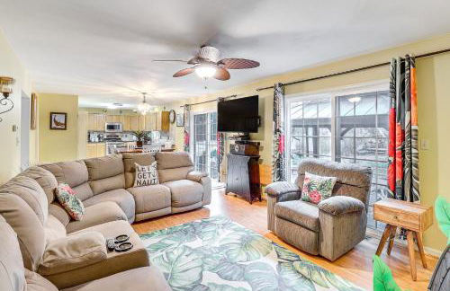 Spacious Trappe Getaway with Outdoor Pool and Gazebo! - Foto 2