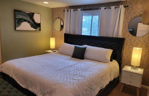 160inch Home Movie Theater- Great for movie night! - Foto 3