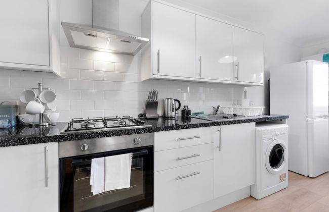 Pinewood 1 &2 Bedroom Apt. by Arista Living - Foto 60