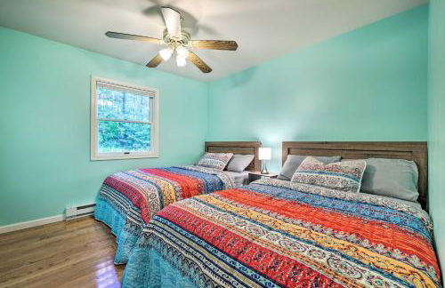 Hot Tub and Yard Stroudsburg Home in Poconos - Foto 21