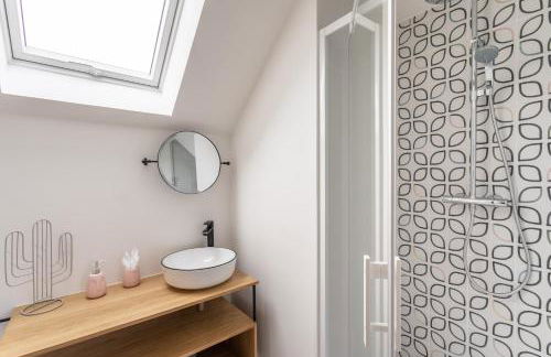 LA VILLA DU GOLF - avec piscine couverte chauffée et jacuzzi - Foto 31